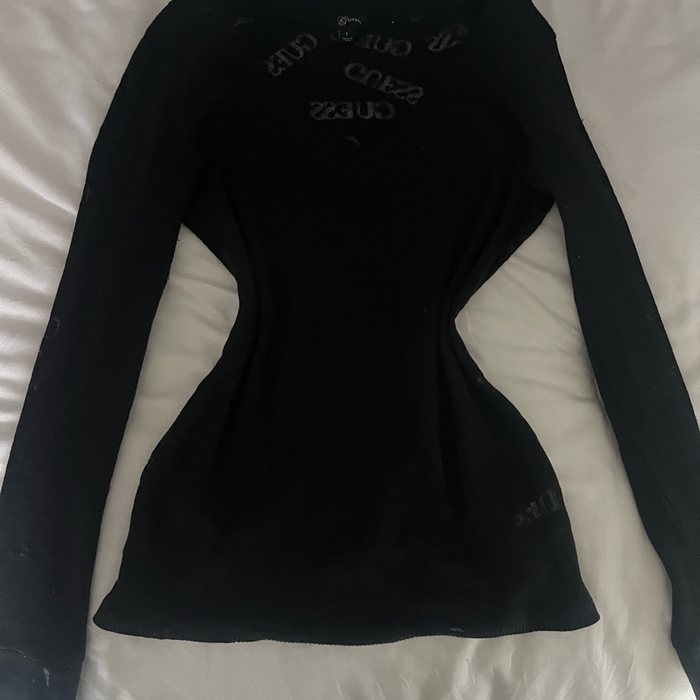 Guess y2k top. Size large but fits a s/m. Perfect condition